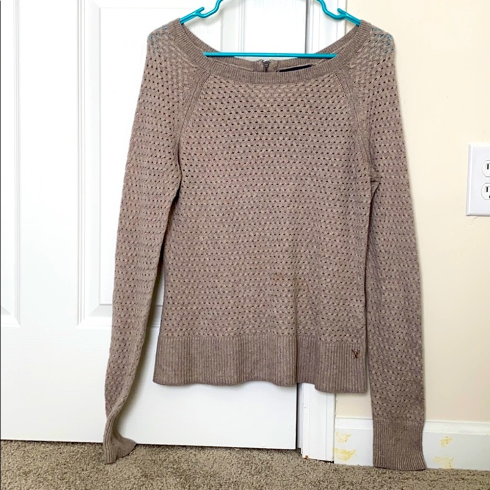 American Eagle sweater